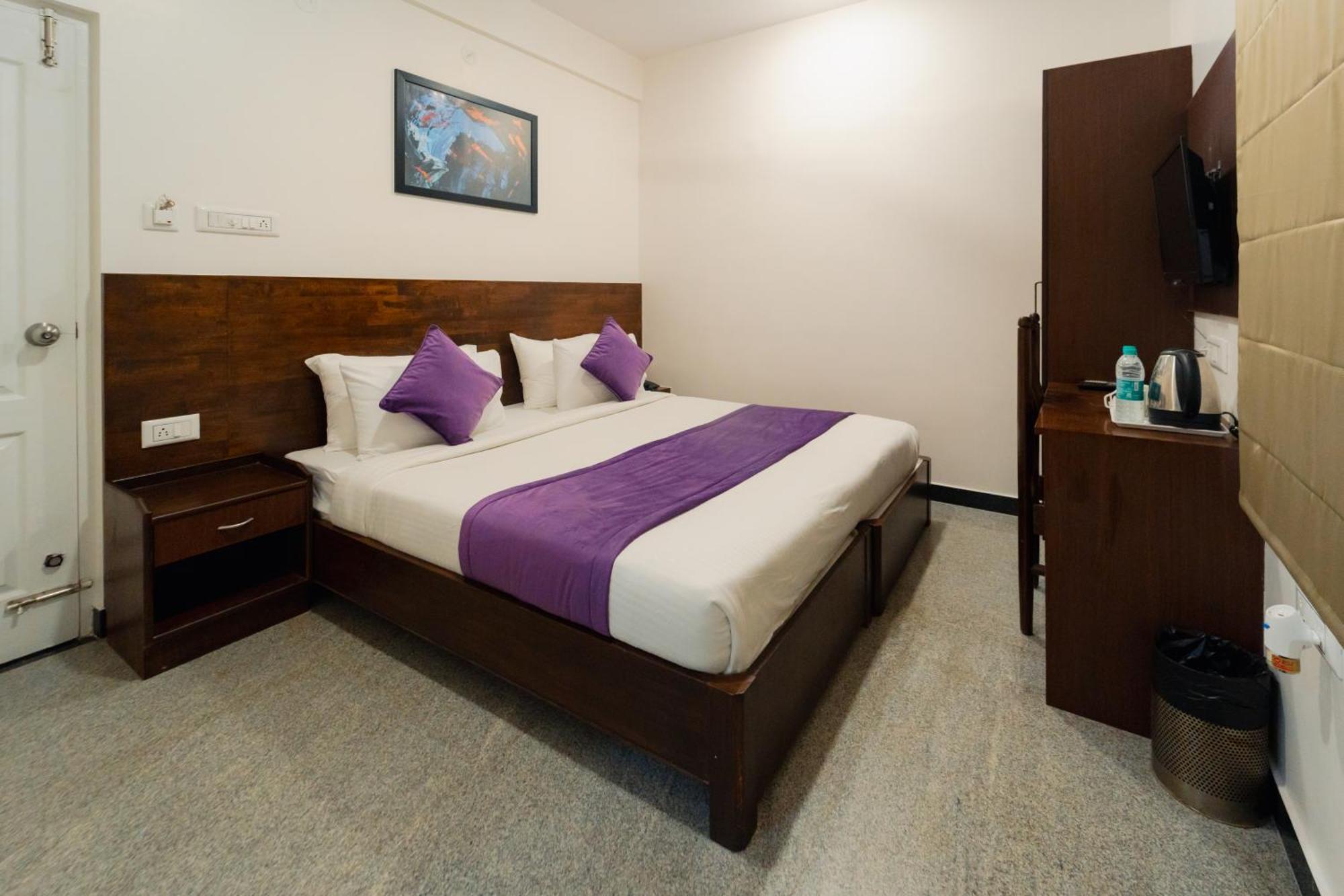 Hoppers Stop Yelahanka Bed & Breakfast Bangalore Ngoại thất bức ảnh